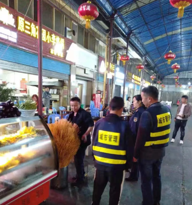 油煙凈化器，油煙凈化設(shè)備，油煙凈化機